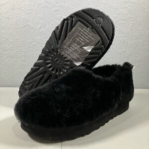 UGG Black Classic Cozy Bootie Slippers Women's Size 5